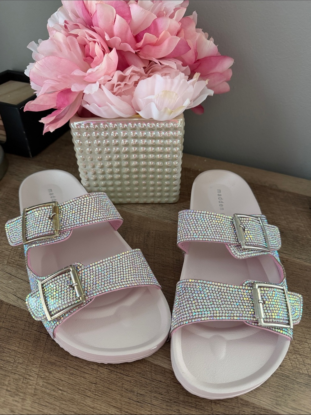 🆕MADDEN GIRL PINK  IRIDESCENT CRYSTAL DOUBLE-BUCKLE  SLIDES